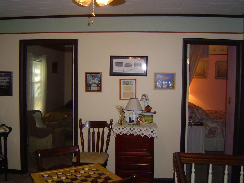 Kountry Living Bed And Breakfast Oneonta Buitenkant foto